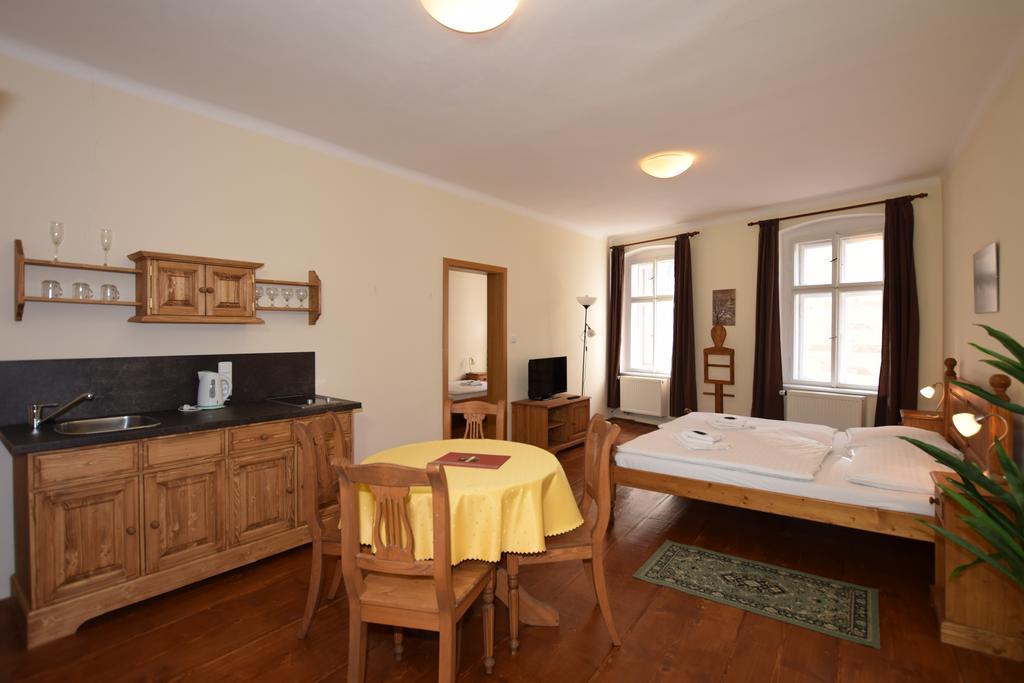 Pension Zamecka Apartma - Castle Apartments Чеський Крумлов Екстер'єр фото