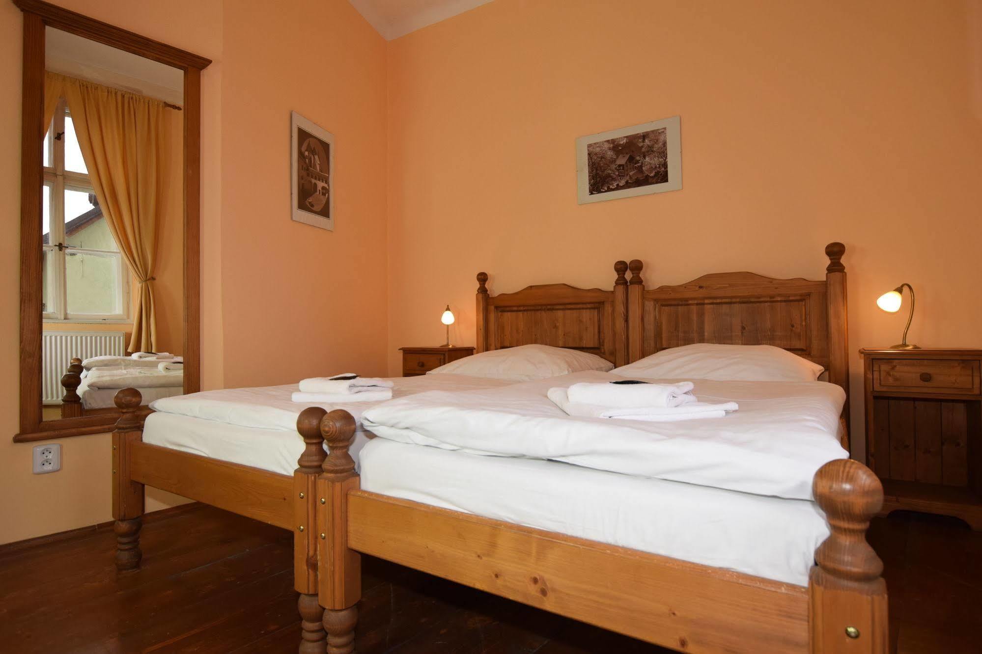 Pension Zamecka Apartma - Castle Apartments Чеський Крумлов Екстер'єр фото