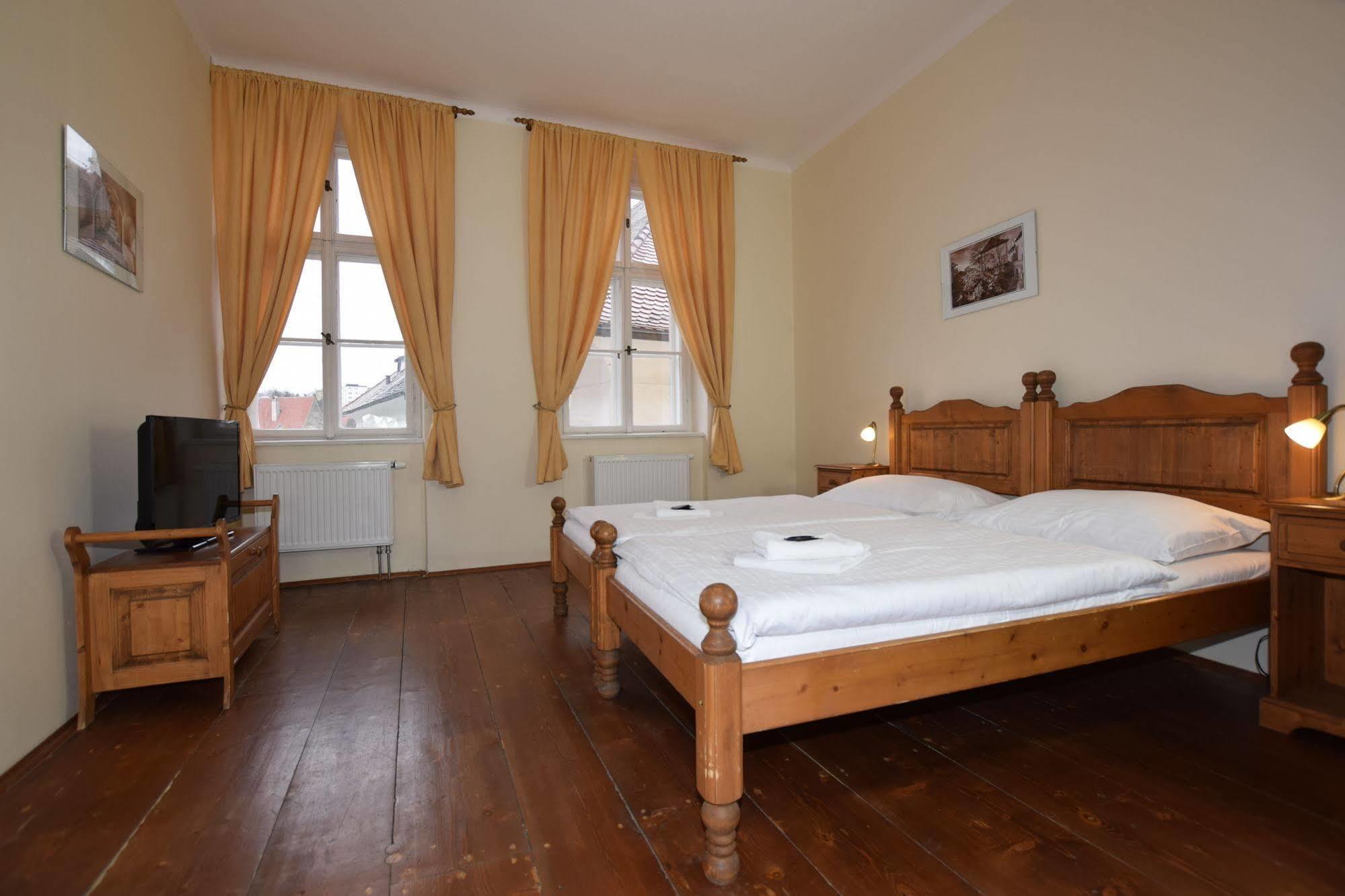 Pension Zamecka Apartma - Castle Apartments Чеський Крумлов Екстер'єр фото